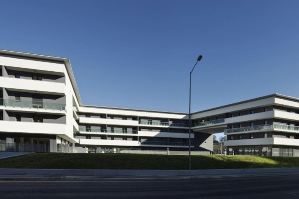 סיינה Modern & Strategic Apartment מראה חיצוני תמונה
